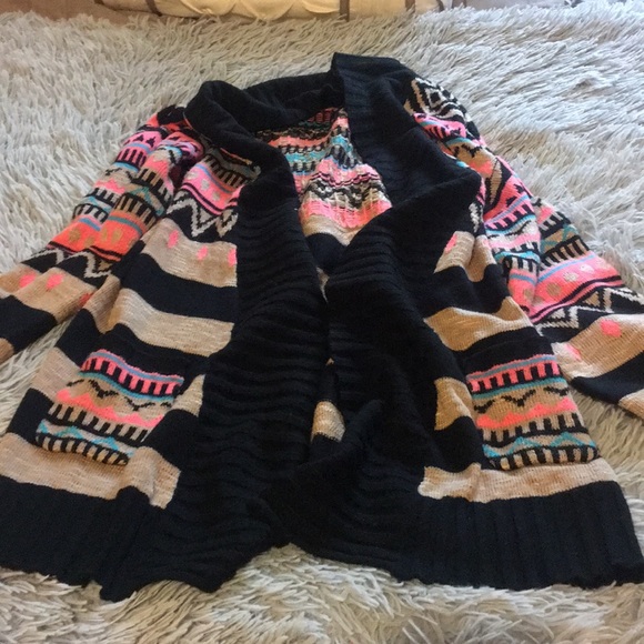 Cardigan - Picture 1 of 1